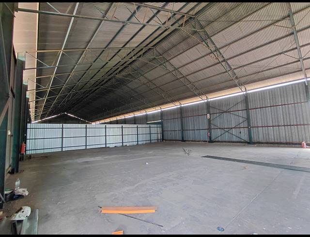 4,367M² WORKSHOP FOR SALE IN TRIM PARK